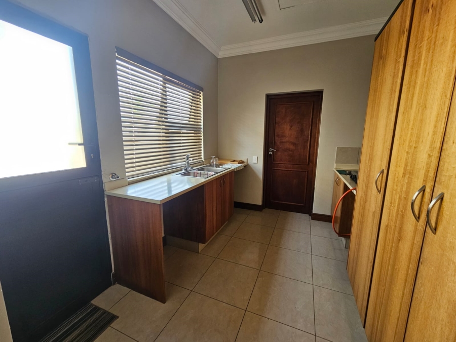 3 Bedroom Property for Sale in The Islands Estates North West